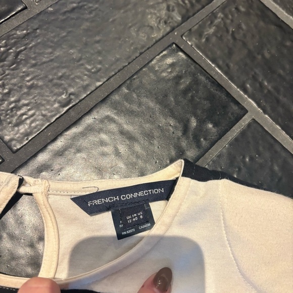 French Connection Striped Knit Dress – Size 8 - Picture 4 of 5